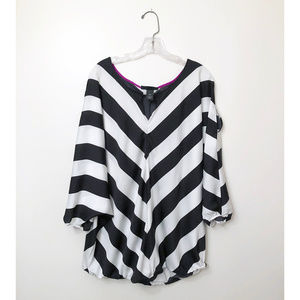 Cold Shoulder Blouse Black White Chevron 22 / 24